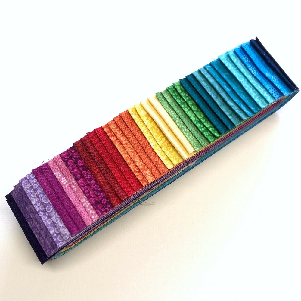 Quilter's Pre-cut 40pc Fabric Strip Set in Rainbow Blenders