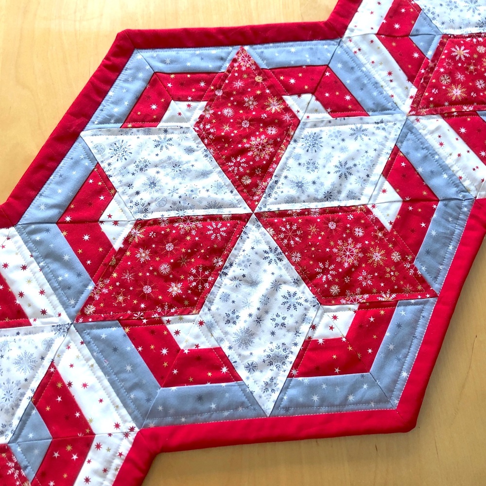 <!-- 001 -->Shining Star Table Runner Kit in Christmas Scandi