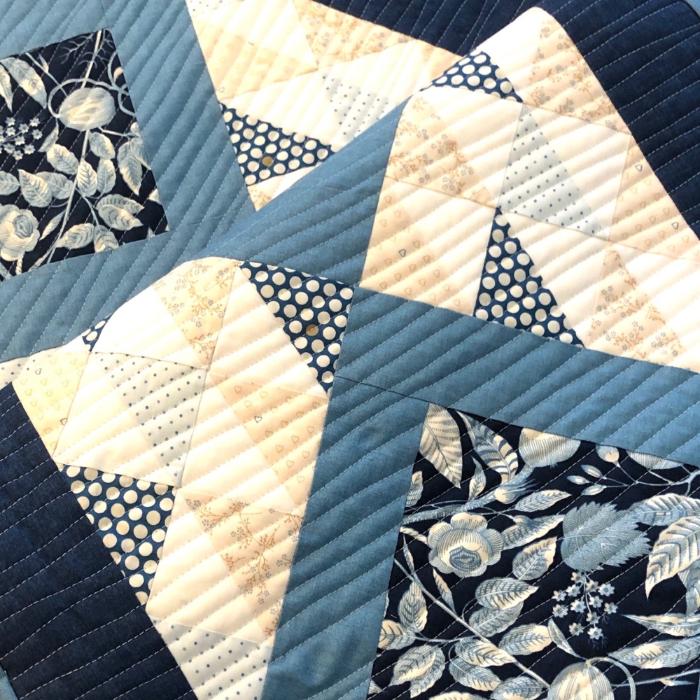 <!-- 001 -->Picture This Table Runner Kit in Blue Escape - available in two