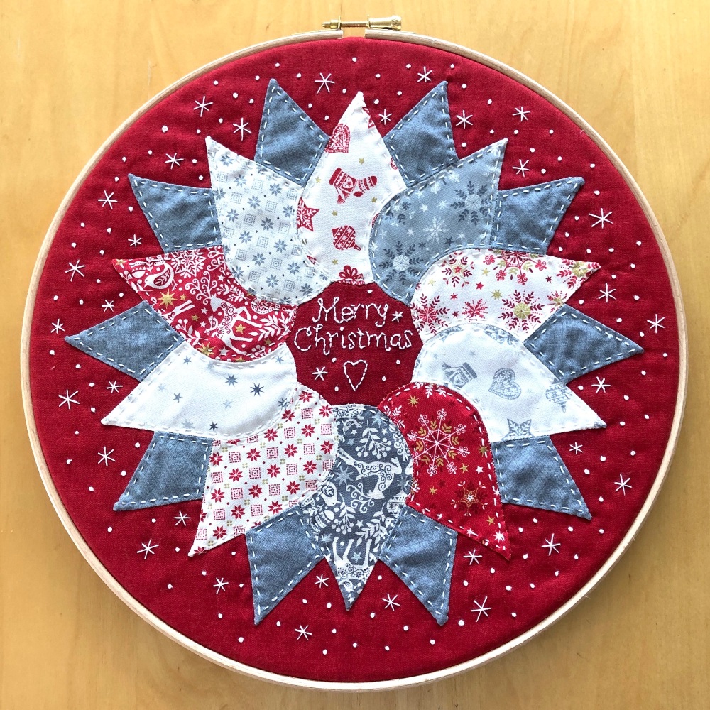 Christmas Wreath Hoop Art Kit in Scandi 2023 - Curved English Paper-piecing Kit - 12"