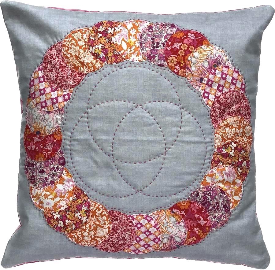 <!-- 001 -->Overlapping Circles Cushion Kit in Liberty Pink & Orange - Engl