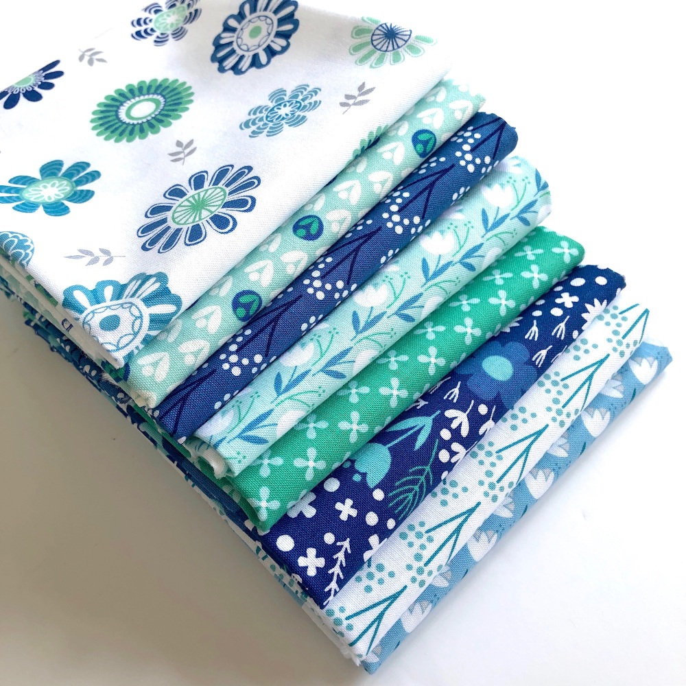 Windsong Meadows Fat Quarter Bundle - 8 pieces