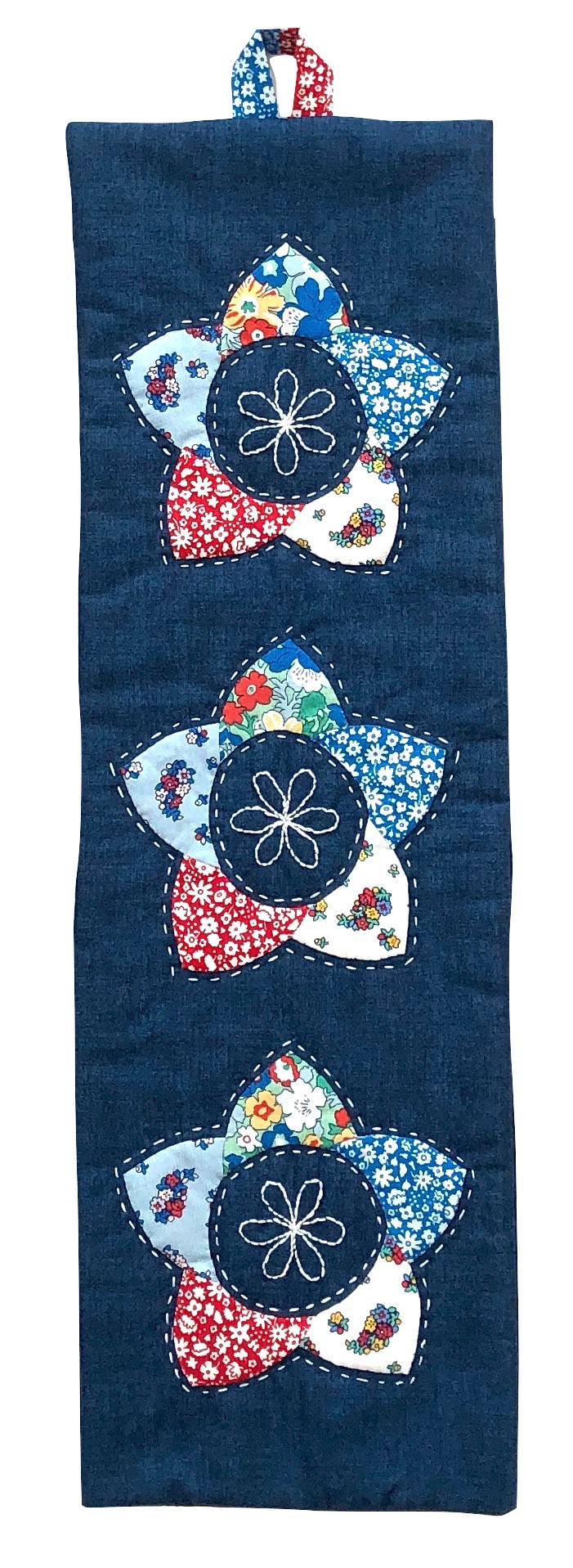 <!-- 001 -->Pretty Petals Mini Quilt in Liberty