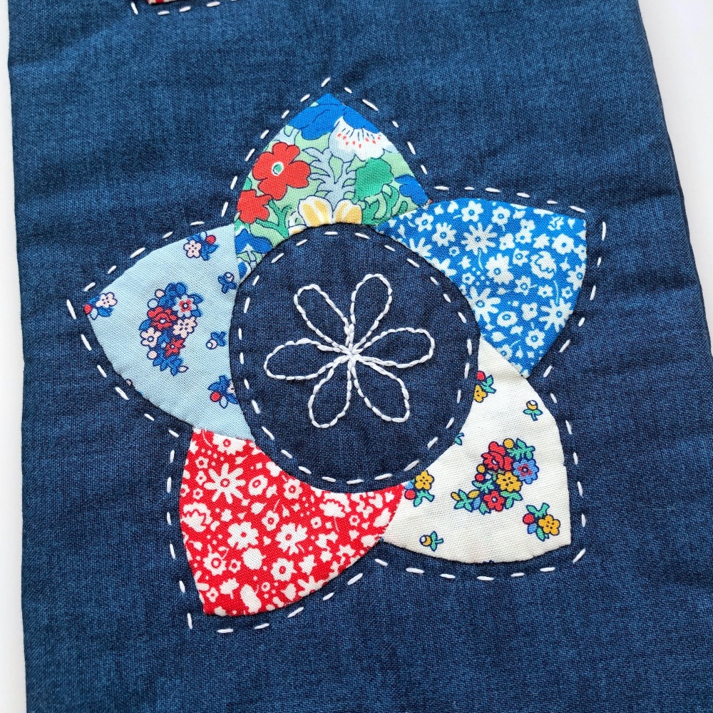 Pretty Petals Mini Quilt Kit in Liberty