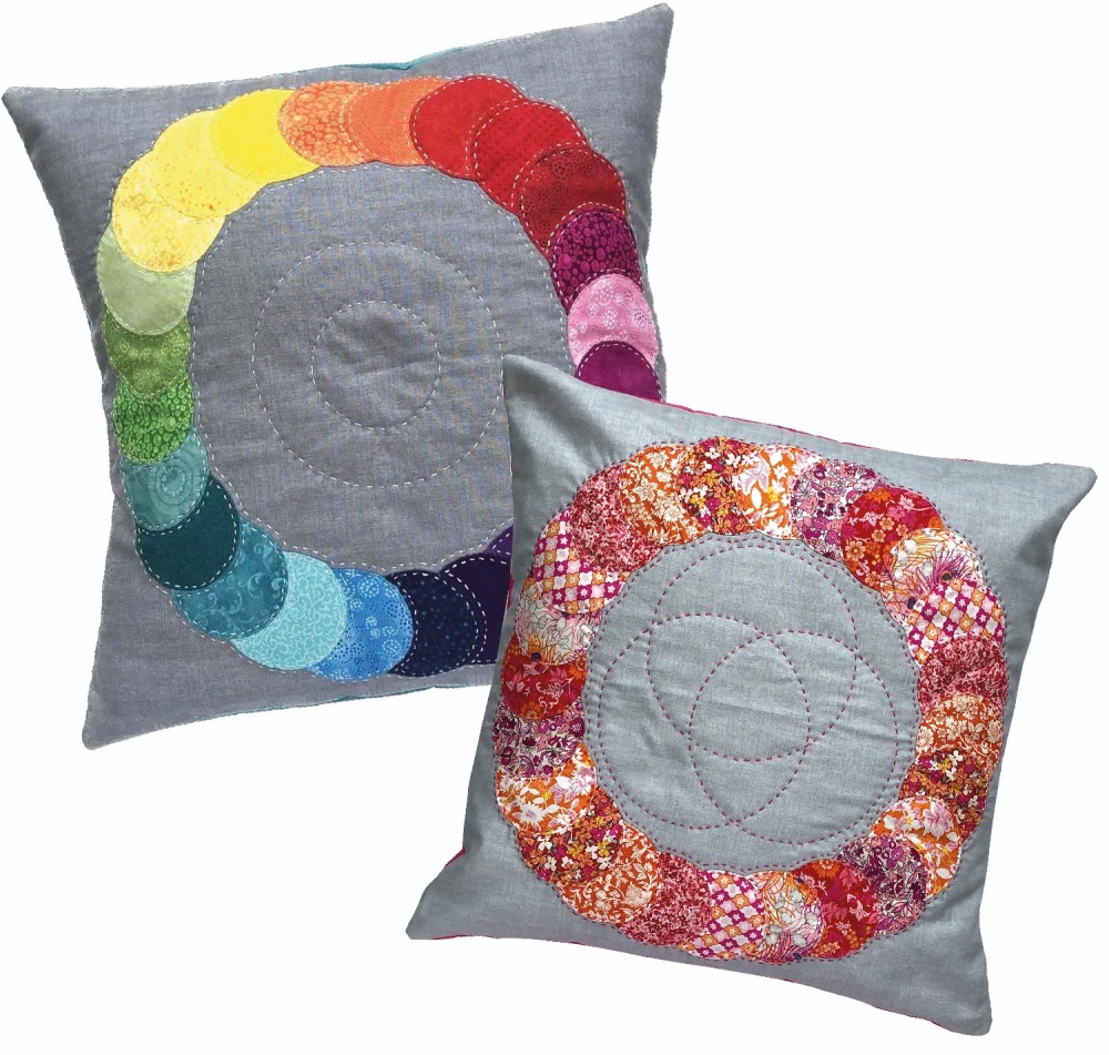 Overlapping Circles Cushion Pattern - Includes pre-cut papers