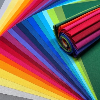 Spectrum Solid Fabric Roll - 10" Squares - 21pcs