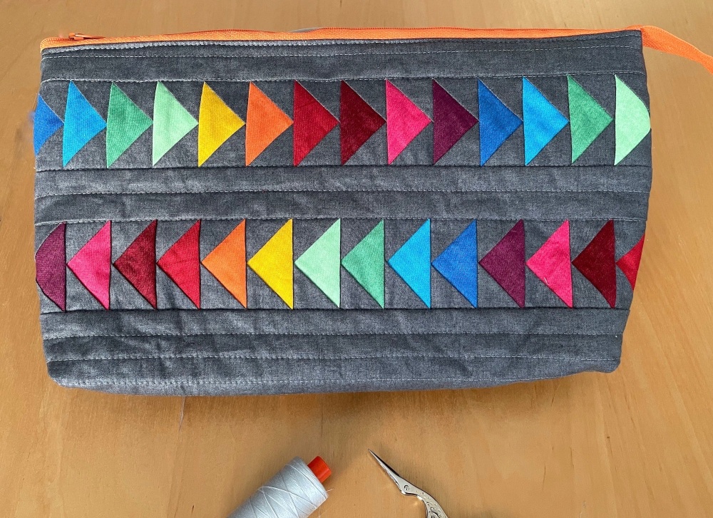 Flying Geese Craft Pouch Kit in Rainbow