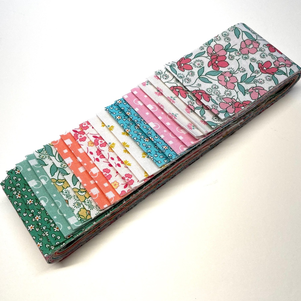 Quilter's Pre-cut 20pc Fabric Strip Set in Little Blossoms