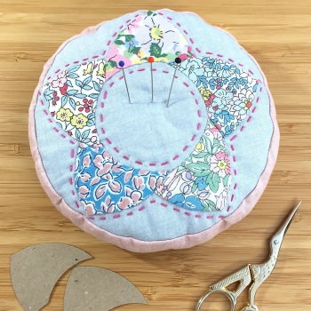 EPP Flower Pincushion Pattern - Includes pre-cut papers