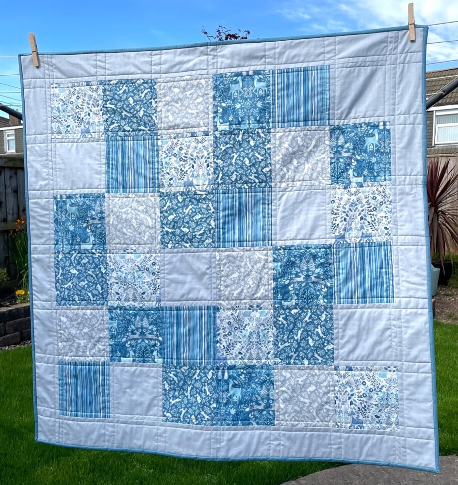 Quick & Easy Quilt Kit in Blue Foxwood - Beginner's Quilt Kit, Easy Quilt