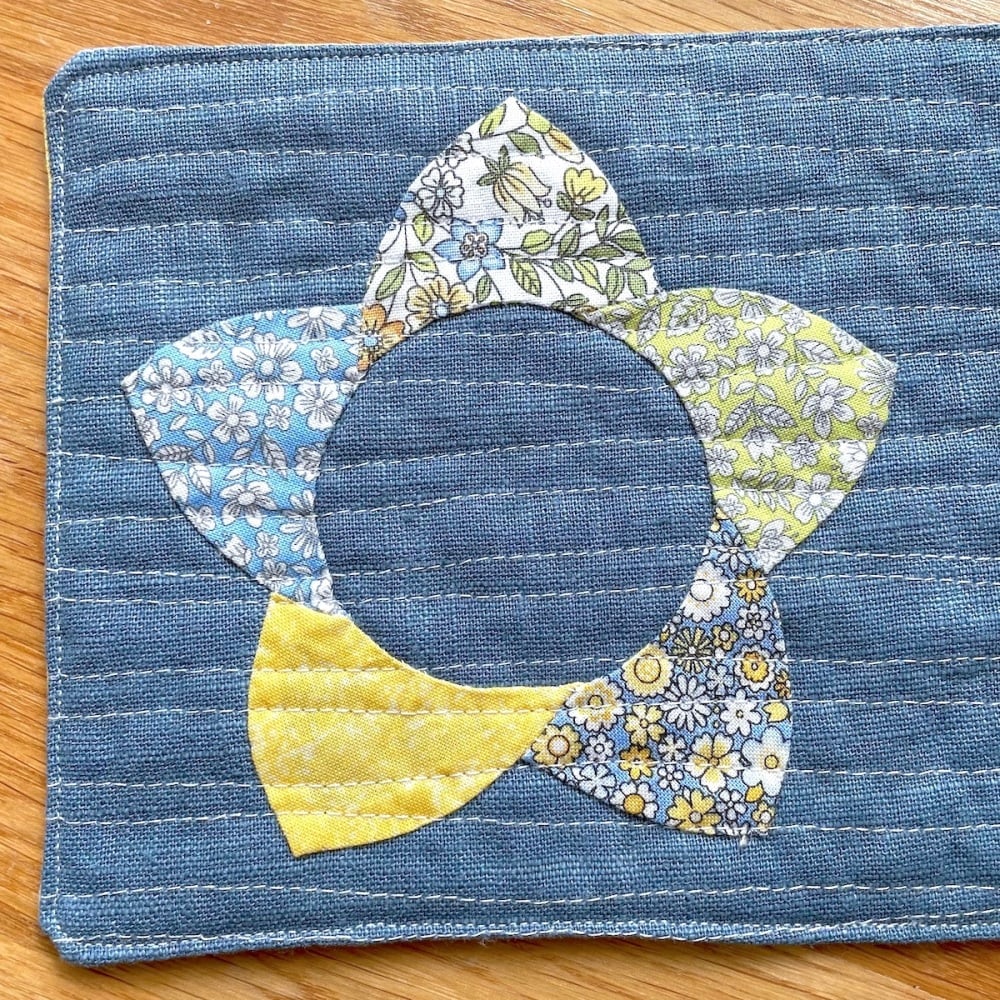 EPP Mug Rug Kit in Spring Florals - English Paper-piecing Kit