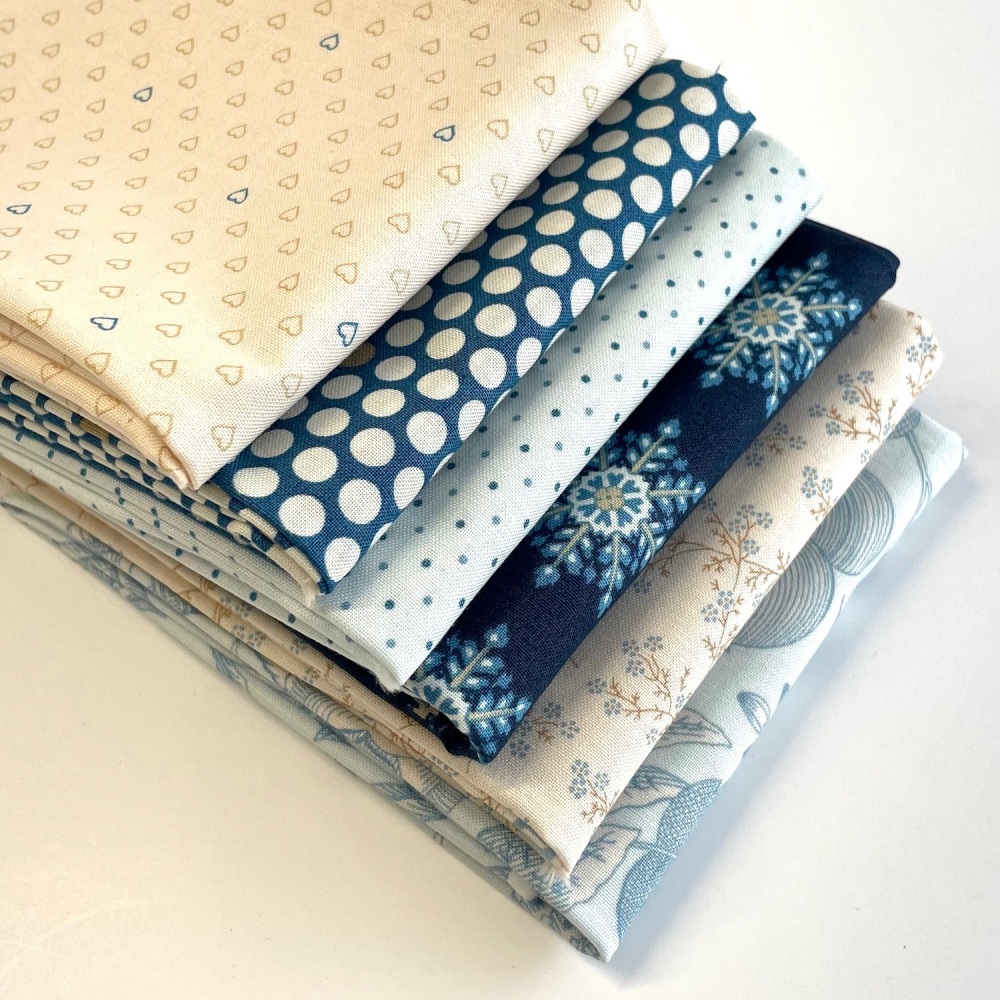 Edyta Sitar Blue Escape Fat Quarter Bundle - 6 pieces