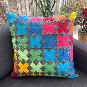 Rainbow of Kisses Cushion Kit
