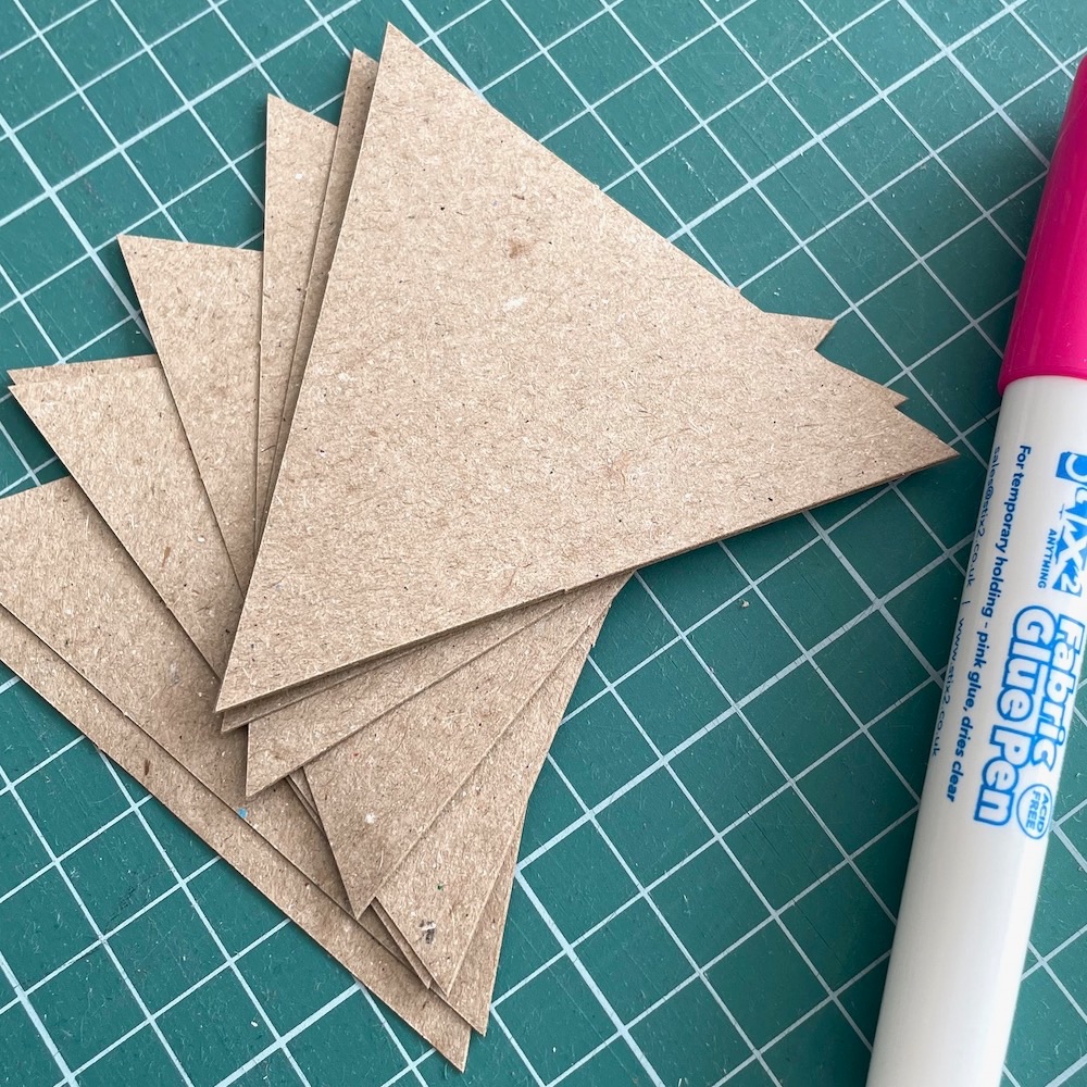 Triangle Paper Pieces (3.5inch) - Equilateral Diamonds, 40 Pre-cut Papers for English Paper-piecing