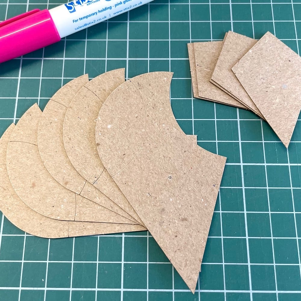 Wreath Ring Paper Pieces - 60 Pre-cut Papers for Curved English Paper-piecing