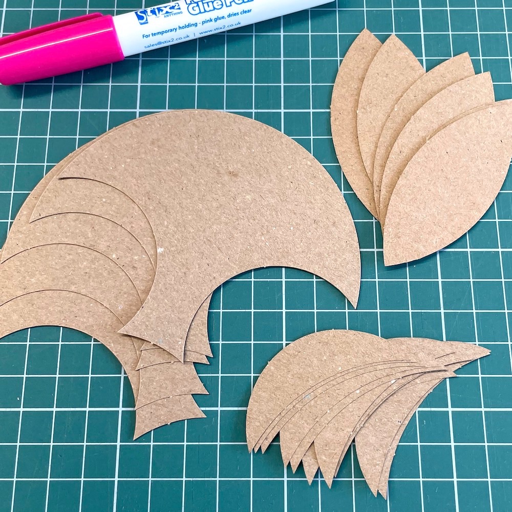 Blooming Flower Paper Pieces - 60 Pre-cut Papers for Curved English Paper-piecing