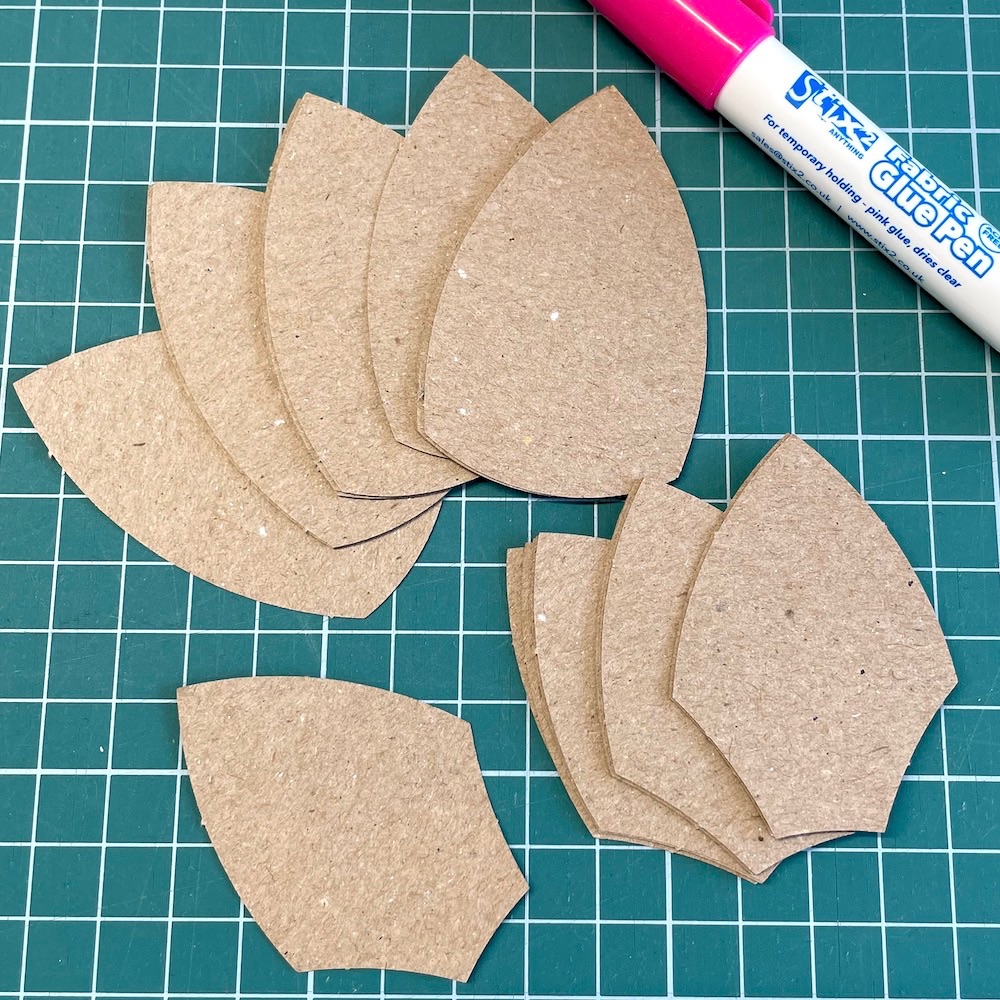 Lotus Flower Ring Paper Pieces - 40 Pre-cut Papers for Curved English Paper-piecing