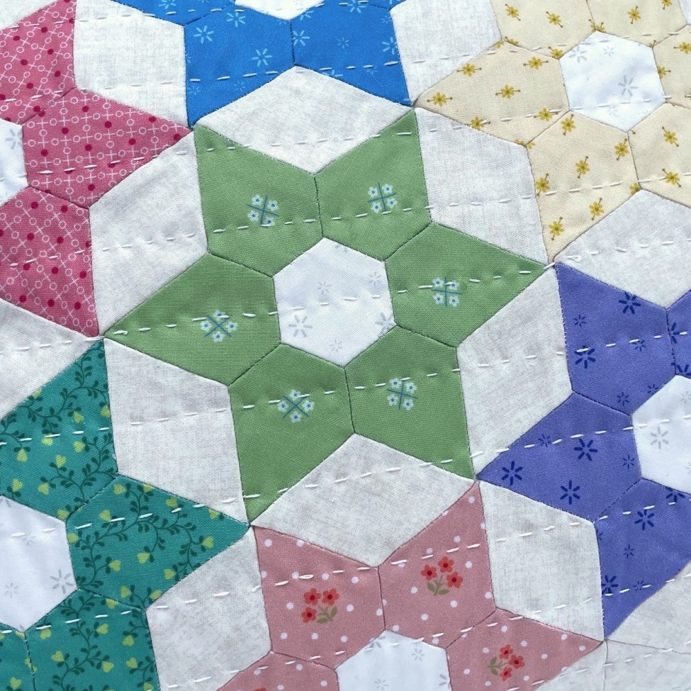 Jewelled Star Cushion Kit - English Paper-piecing Kit