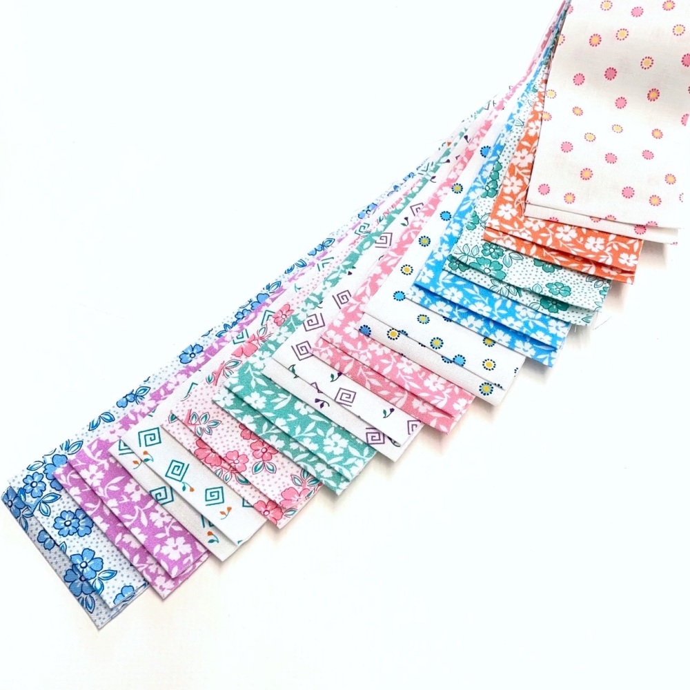 Quilter's Pre-cut 24pc Fabric Strip Set in At The Cottage