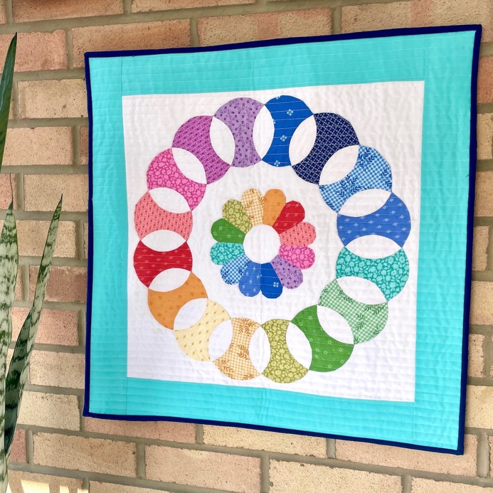 Summer Bloom Wall Hanging Kit - Curved English paper-piecing