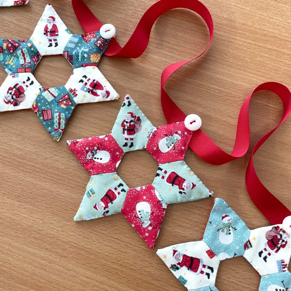 EPP Star Bunting Kit in Country Christmas