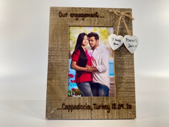 Engagement Memory  | Names / Date & Place | Personalised Driftwood Photo Frame 6x4"