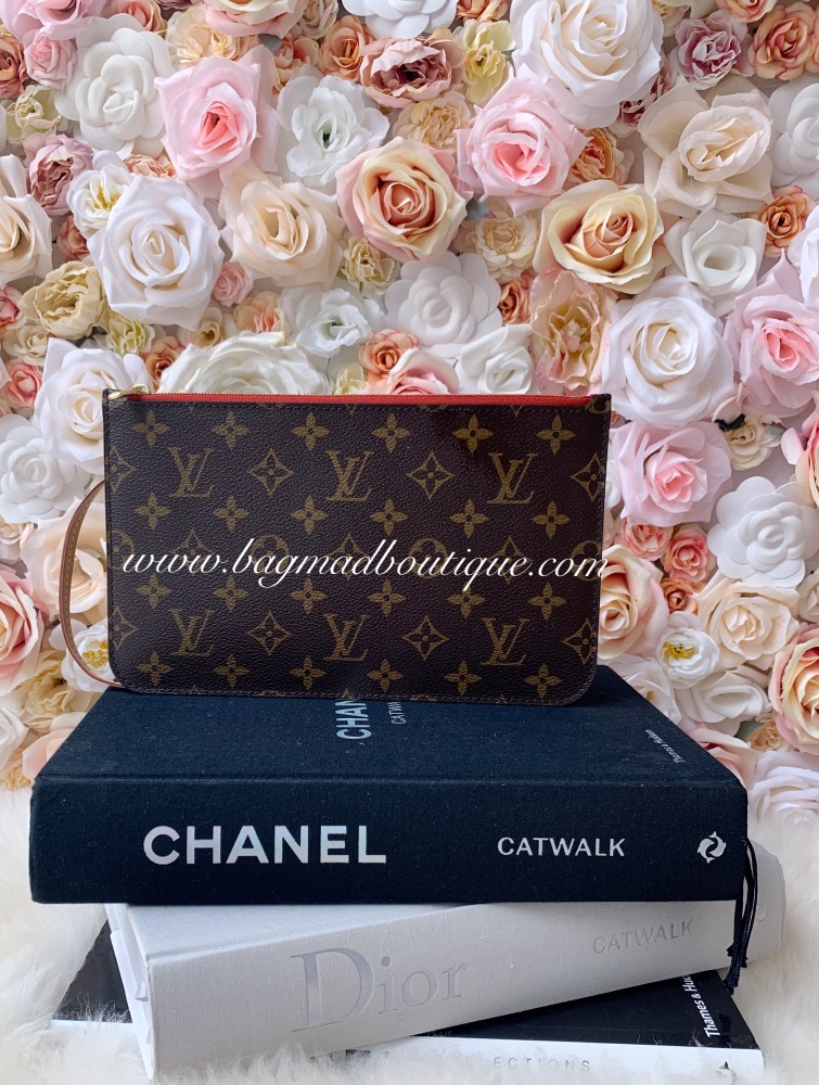 Louis Vuitton Cerise Red Neverful MM/GM Pochette