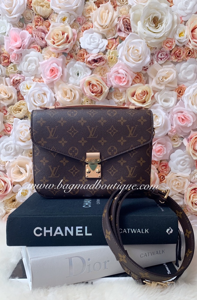 Louis Vuitton Monogram Pochette Metis