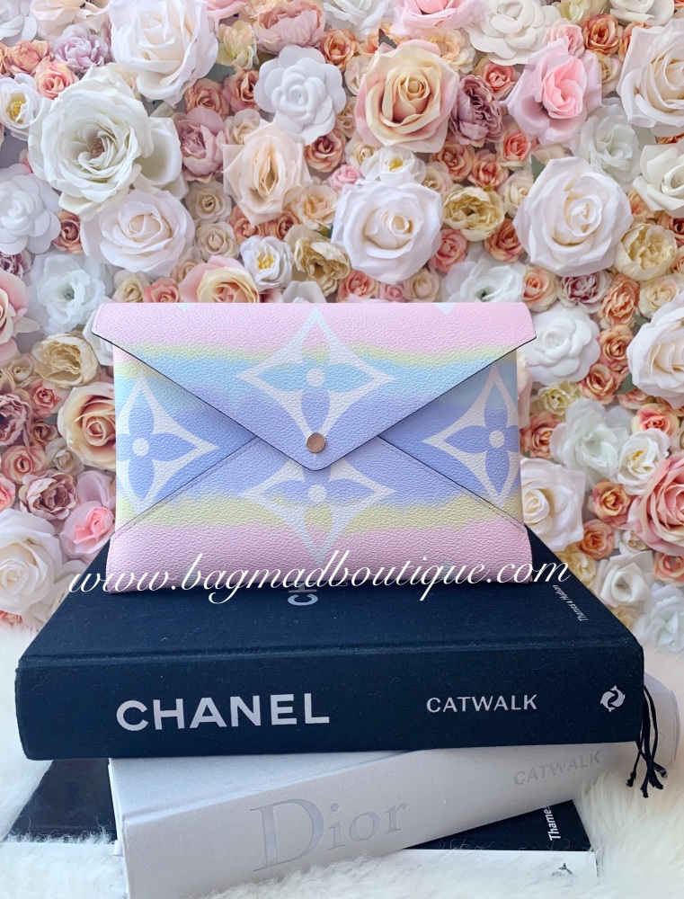 Louis Vuitton Pink Escale Large Kirigami Pochette