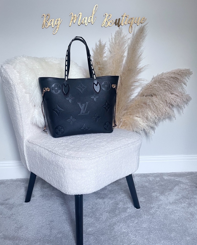 Louis Vuitton Neverfull MM Wild at Heart Black/Multi in Coated