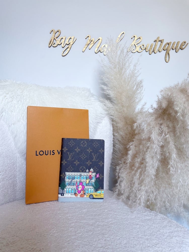 Louis Vuitton Limited Edition New York Note book