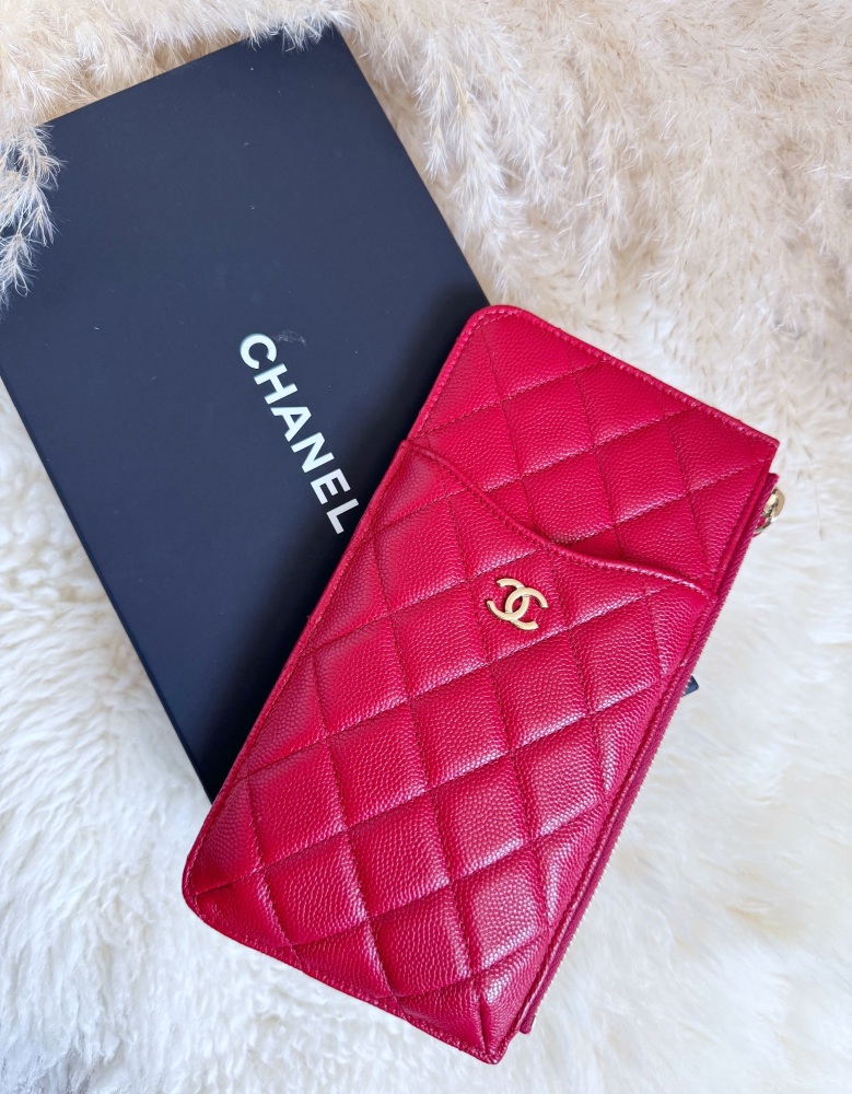 Chanel LGHW Red Caviar Phone O Case
