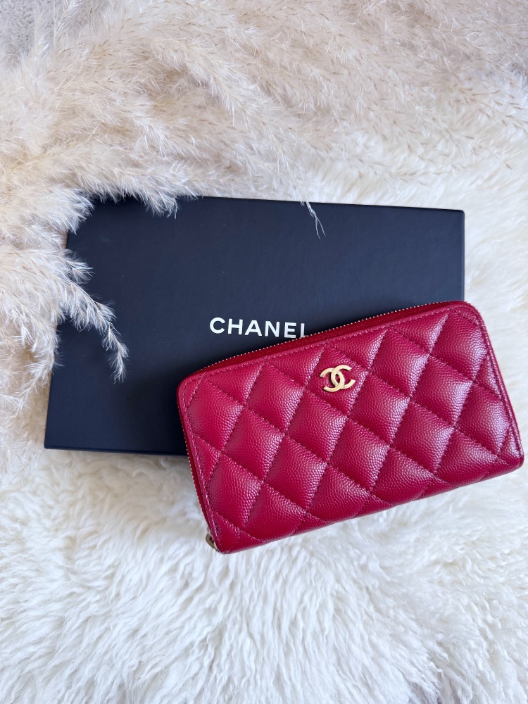 Chanel LGHW Red Caviar Medium Zipped Wallet