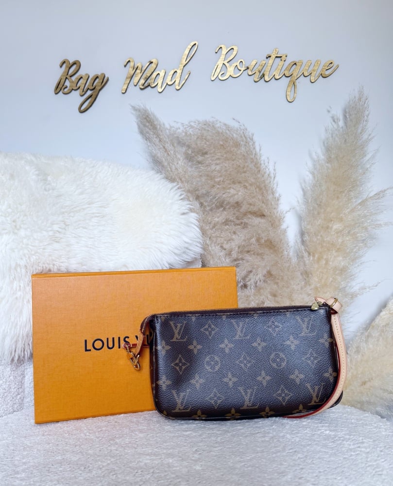 Louis Vuitton 2021 Monogram Pochette Accessories