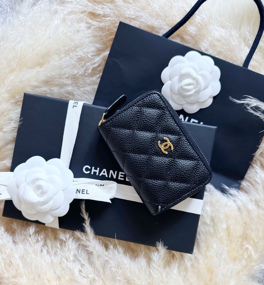 Chanel GHW Black Caviar Zippy Wallet