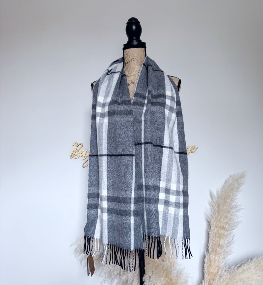 Burberry cashmere classic plaid scarf online