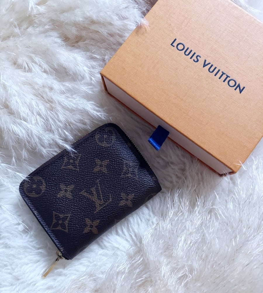 Louis Vuitton Monogram Zippy Wallet