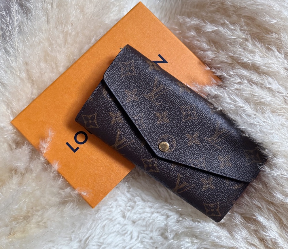 Louis Vuitton Monogram Cherry Sarah Wallet