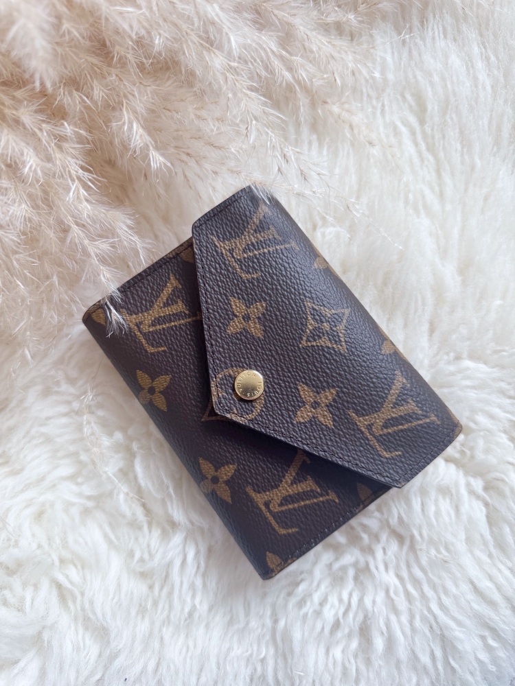 Louis Vuitton Monogram Rose Ballerine Victorine