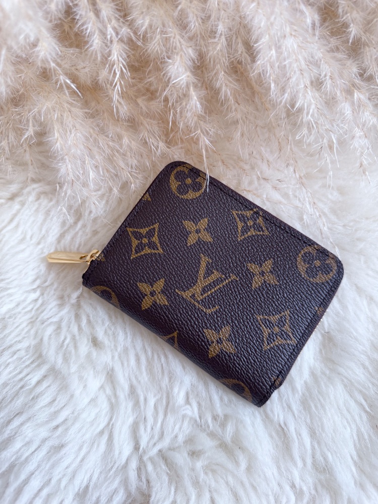 Louis Vuitton Monogram Zippy