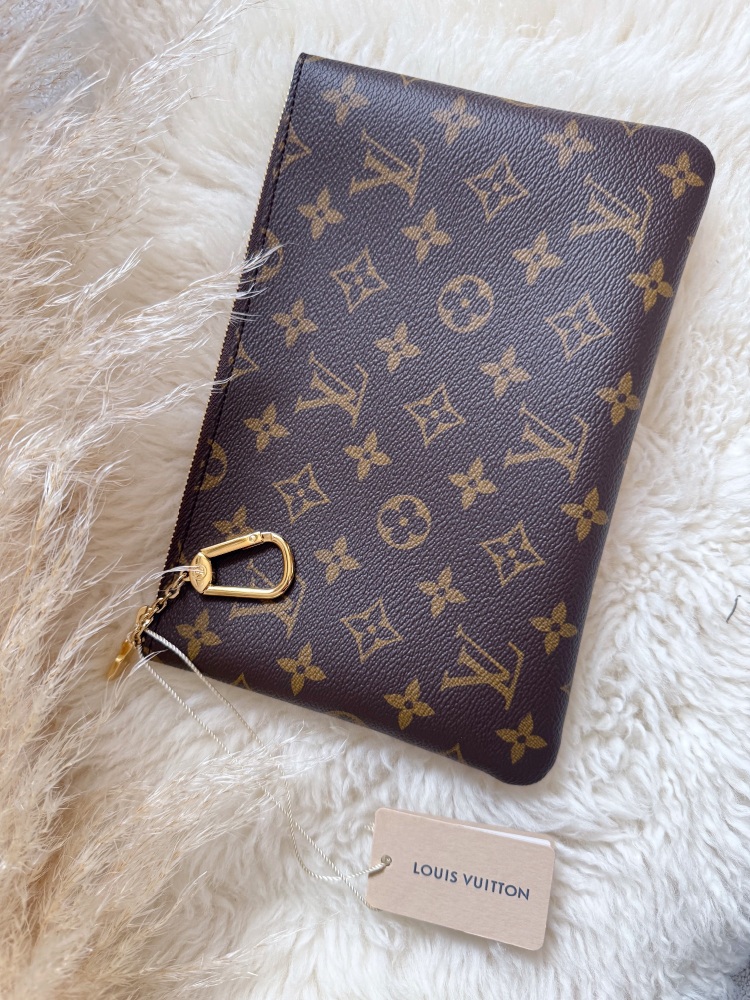 Louis Vuitton Monogram Medium Cles