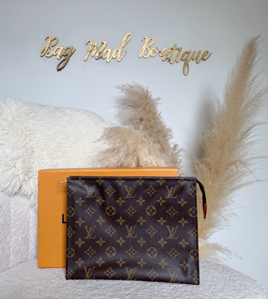 Louis Vuitton Monogram Toiletry 26