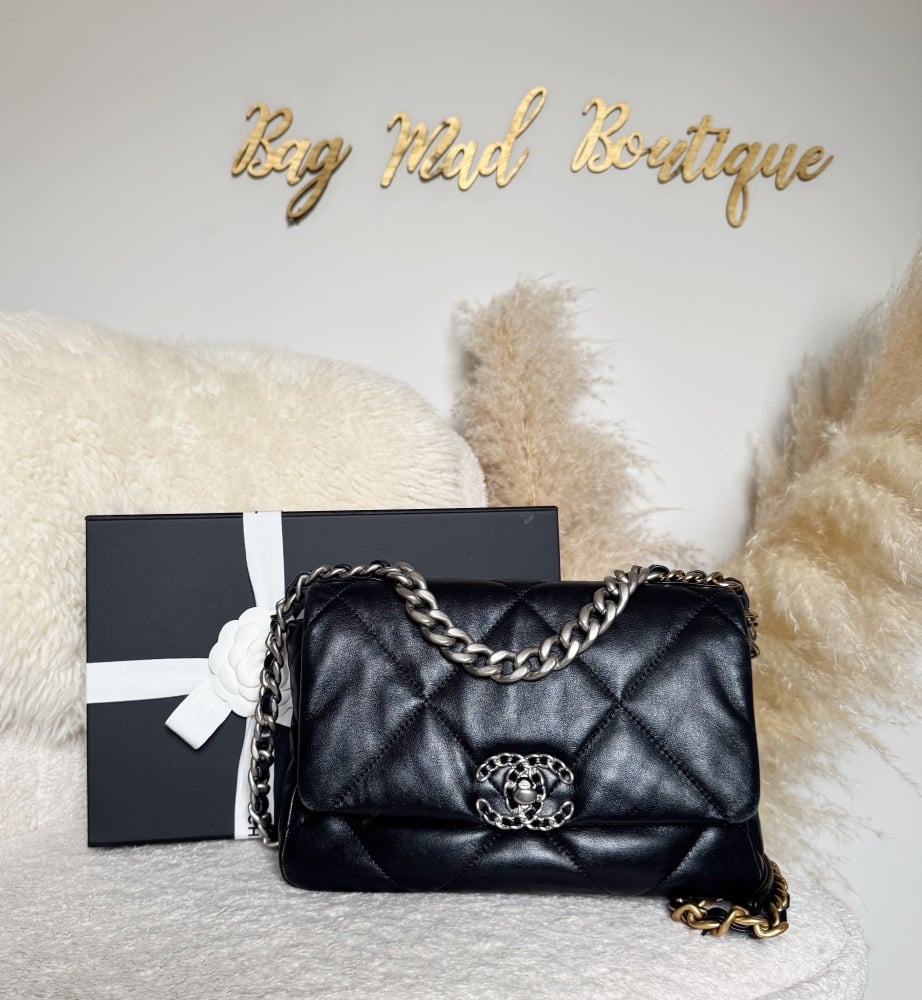Chanel Black lambkin Small 19