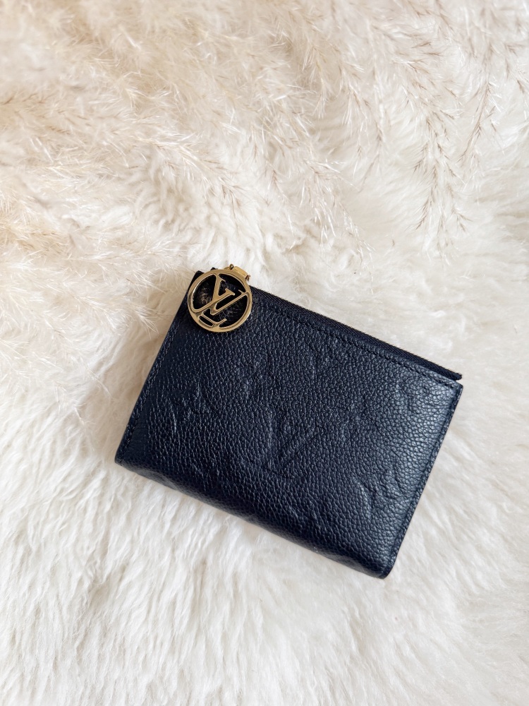 Louis Vuitton Noir Empreinte Lisa Wallet