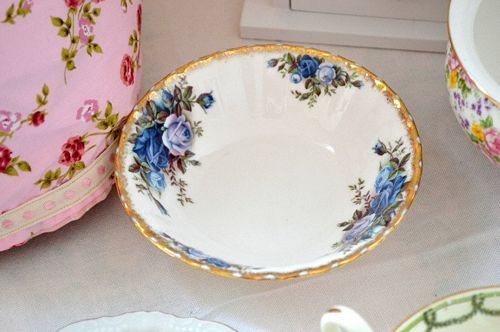 Vintage Royal Albert Moonlight Rose Bowl