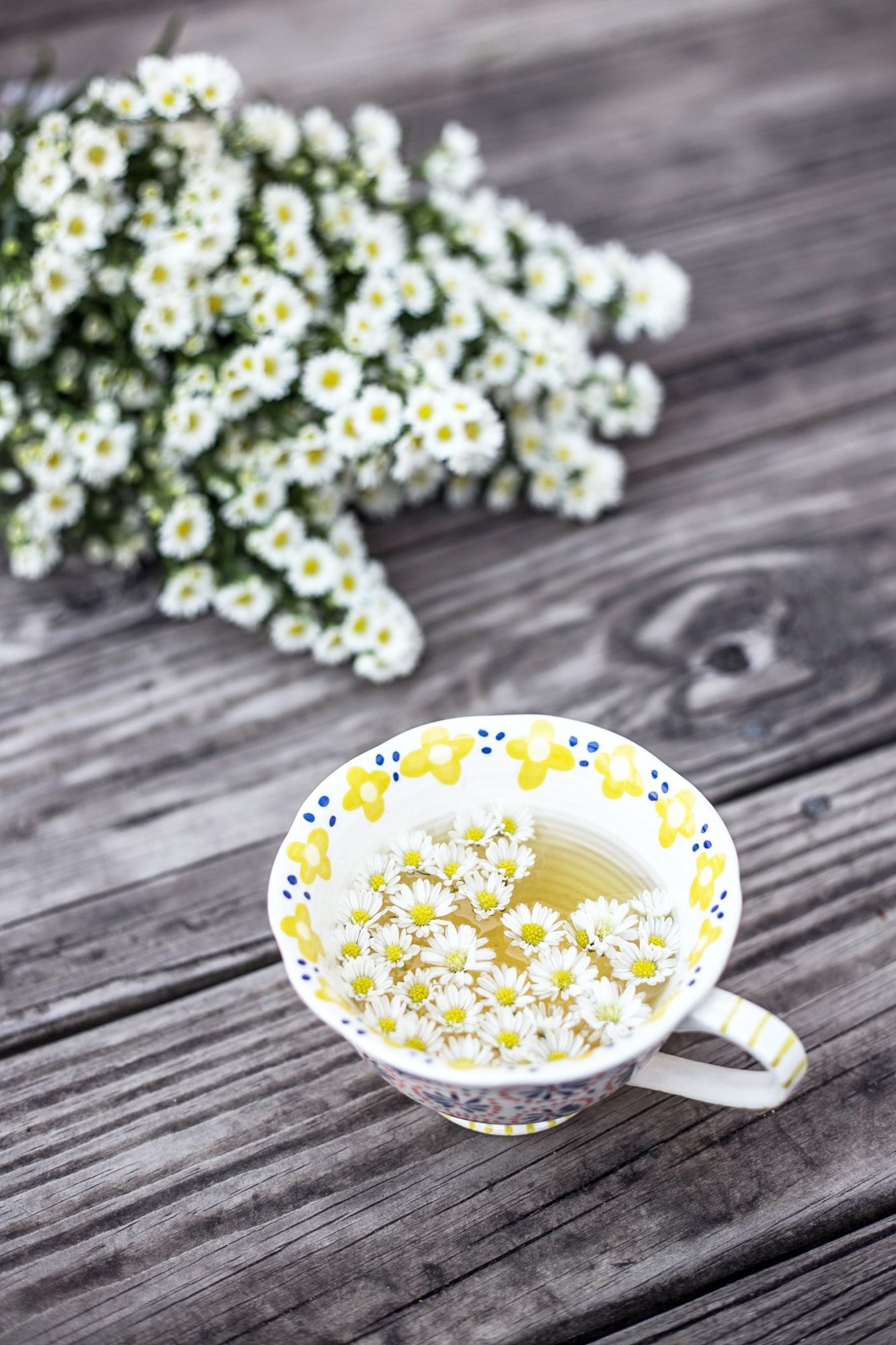Vintage Homewares at Home by the Hedgerow