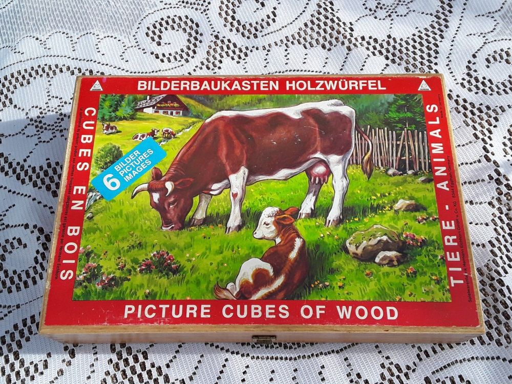 Vintage 1950s Picture Cubes of Wood, Childrens Game