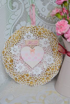 Handmade Vintage Style 'Heart' Wreath