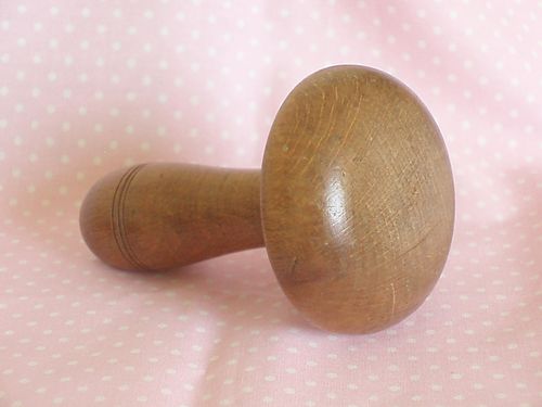 Vintage Turned Wood Darning Mushroom c1930's