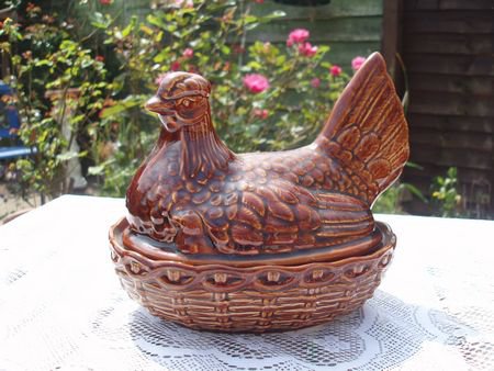 Vintage Brown Glaze Pottery Chicken Egg Holder